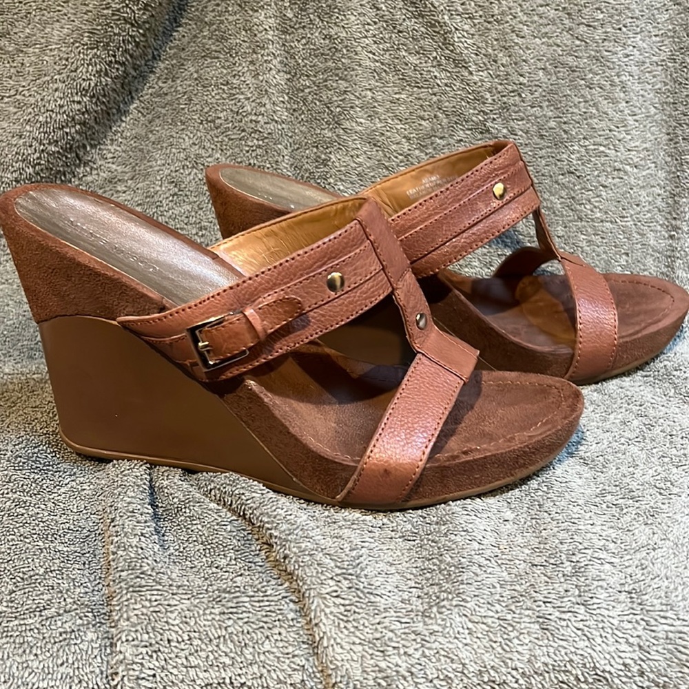 Nine West, size 8M sandal wedges